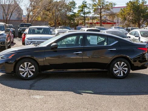 Used 2024 Nissan Altima 2.5 S image 8