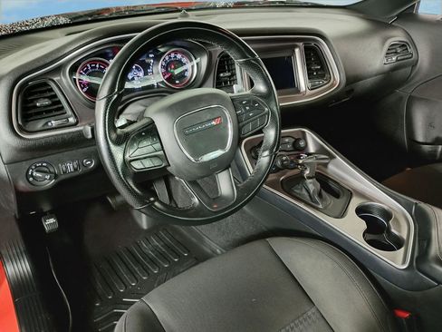 Used 2021 Dodge Challenger GT image 4