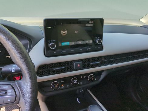 Certified 2024 Honda HR-V LX image 23