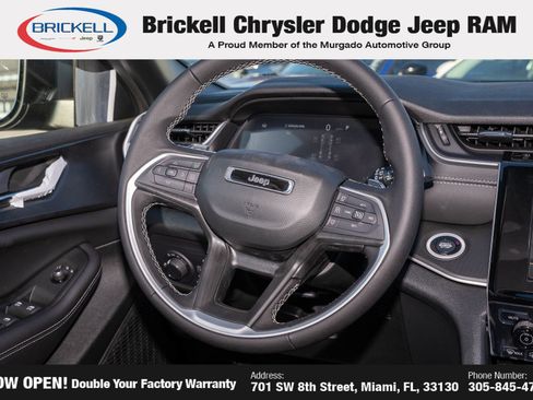 New 2025 Jeep Grand Cherokee Laredo X image 21