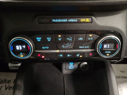 Used 2021 Ford Escape SE w/ Convenience Package image 18