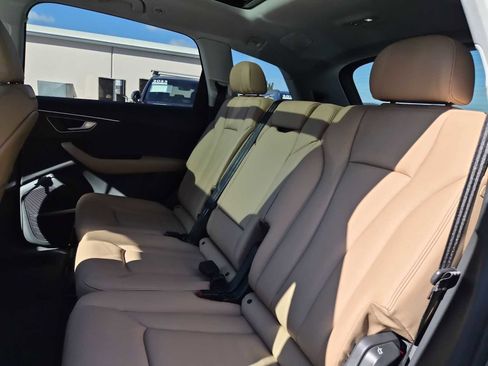 Certified 2025 Audi Q7 3.0T Premium Plus w/ Premium Plus Package image 19