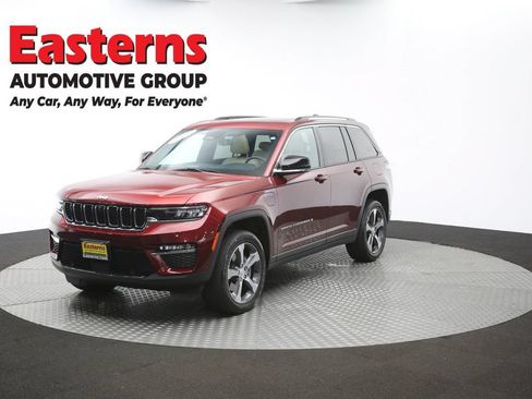 Used 2023 Jeep Grand Cherokee 4WD 4xe w/ Luxury Tech Group II image 57