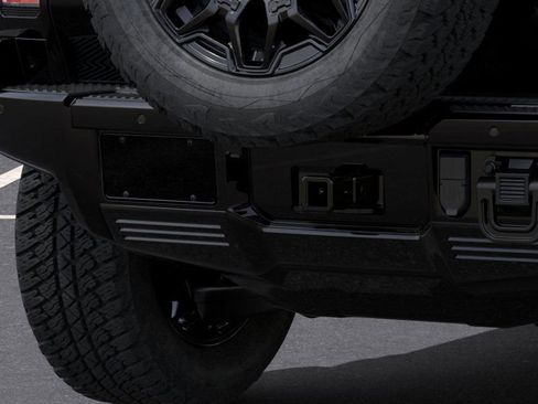New 2025 GMC Hummer EV 2X w/ LPO, Dark Essentials Package image 15
