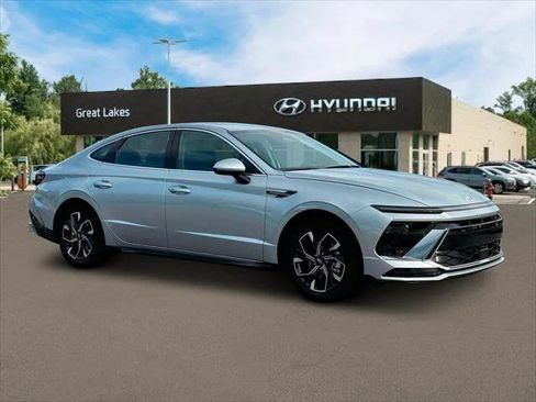 New 2025 Hyundai Sonata SEL FWD image 10