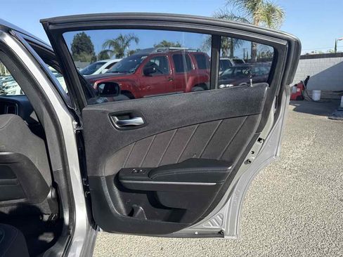 Used 2015 Dodge Charger R/T RWD image 16