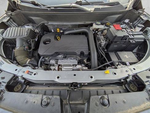 Used 2025 Chevrolet Equinox LT w/ Safety and Technology Package FWD image 22