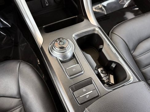 Used 2018 Ford Fusion SE w/ Equipment Group 602A FWD image 36