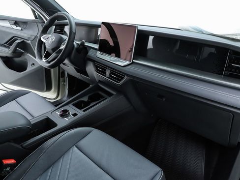 New 2026 Volkswagen Tiguan SE R-Line image 72