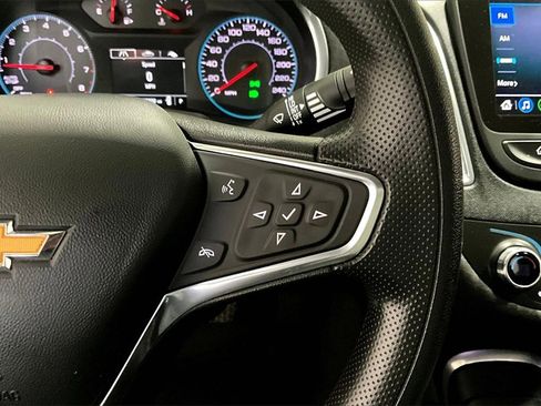 Used 2020 Chevrolet Malibu LT image 12