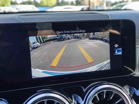 Certified 2023 Mercedes-Benz GLB 250 GLB 250 image 23