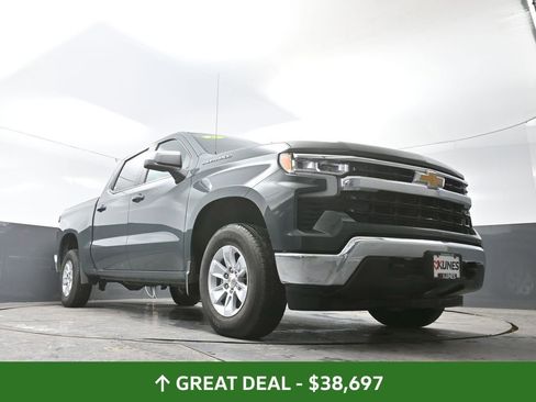 Used 2025 Chevrolet Silverado 1500 LT image 53