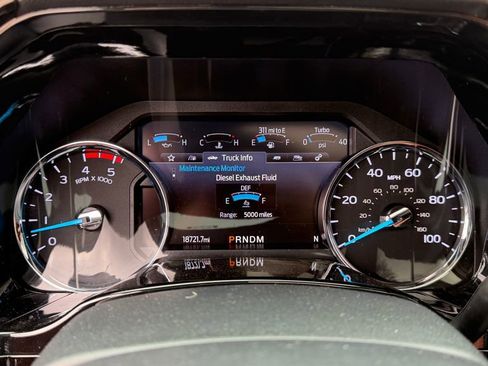 Used 2022 Ford F250 Lariat w/ Black Appearance Package image 16