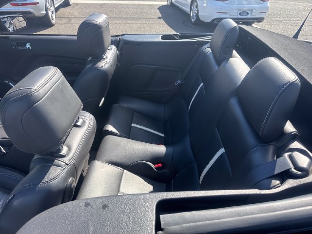 Used 2013 Ford Mustang GT Premium w/ Electronics Pkg RWD image 26