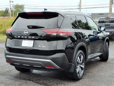 Certified 2023 Nissan Rogue SL w/ SL Premium Package AWD/4WD image 3