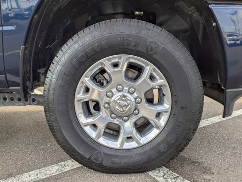 Used 2024 RAM 3500 Laramie image 10