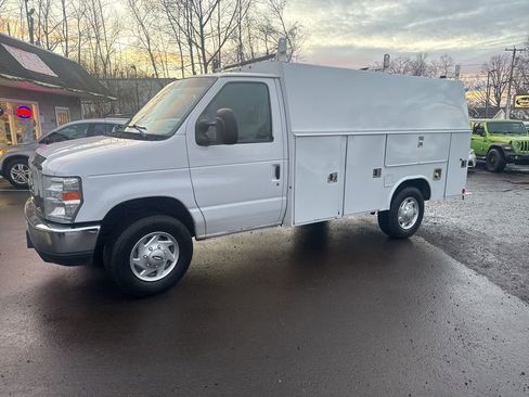 Used 2016 Ford E-350 and Econoline 350 Super Duty w/ Power Windows & Locks Group image 31