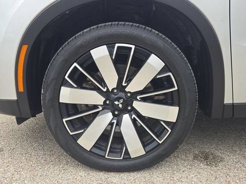 Used 2025 Mitsubishi Outlander SE AWD/4WD image 33