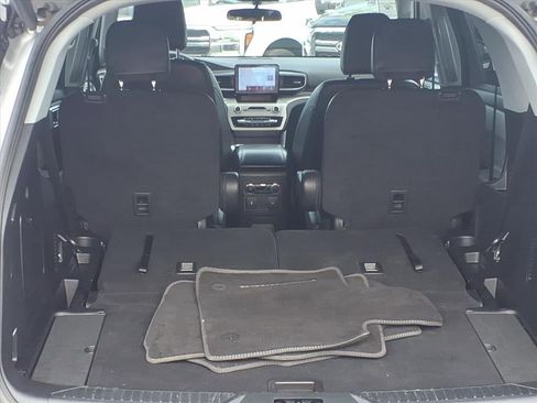 Certified 2023 Ford Explorer XLT w/ Equipment Group 202A image 17