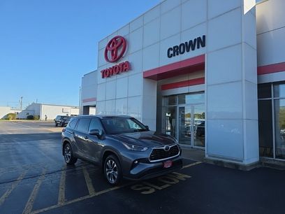 Used 2022 Toyota Highlander XLE