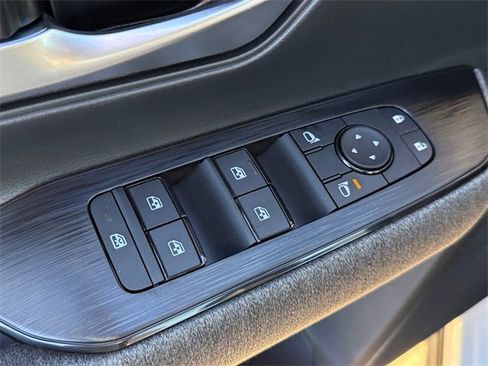 New 2026 Nissan Kicks SV image 19