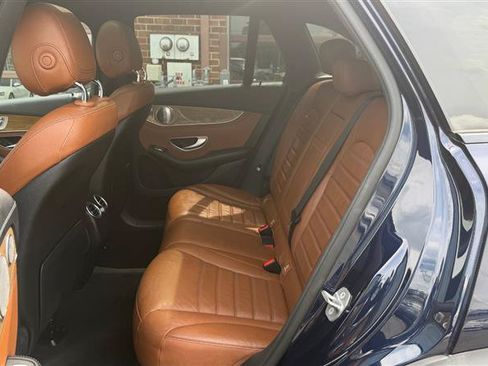 Used 2018 Mercedes-Benz GLC 43 AMG 4MATIC image 23