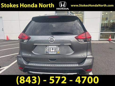 Used 2019 Nissan Rogue SV w/ Premium Package FWD image 7