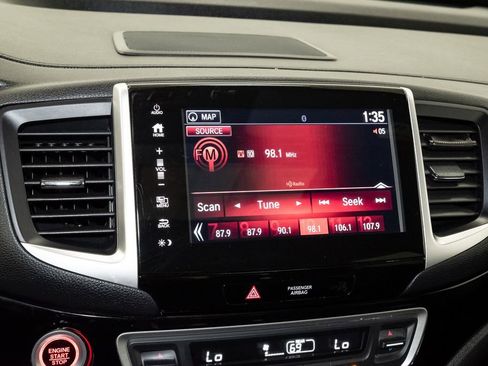 Used 2020 Honda Ridgeline Black Edition image 18