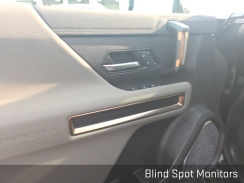 Used 2025 GMC Hummer EV 3X w/ LPO, Sport Package image 10