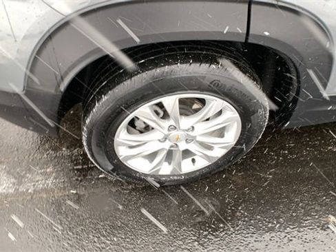 Used 2023 Chevrolet TrailBlazer LS image 23