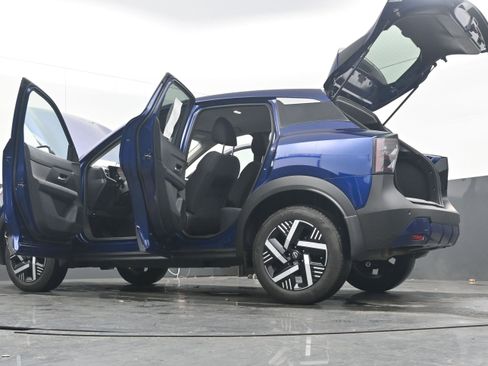 Certified 2025 Nissan Kicks SV image 43