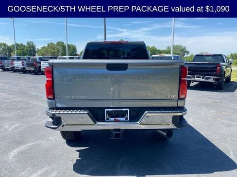 New 2026 Chevrolet Silverado 2500 LTZ w/ LTZ Premium Package AWD/4WD image 6