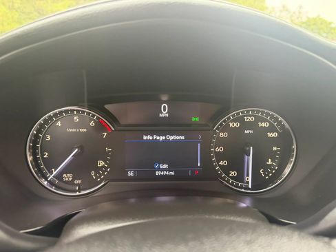 Used 2020 Cadillac XT4 Premium Luxury FWD image 24