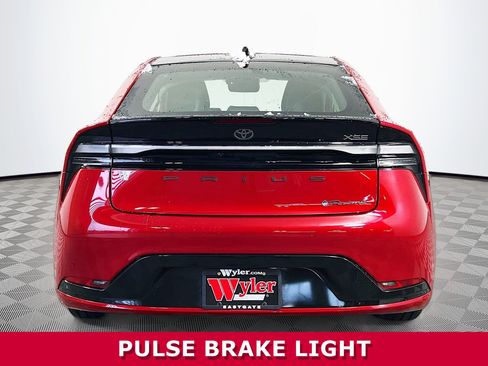 Used 2023 Toyota Prius Prime Premium image 27