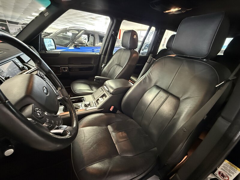 Used 2012 Land Rover Range Rover HSE AWD/4WD image 16