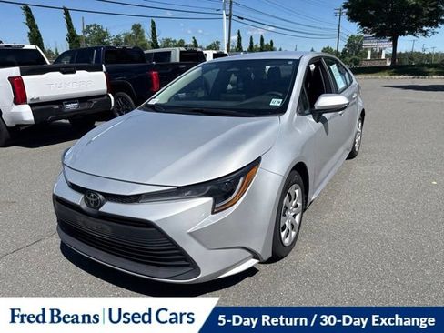 Used 2024 Toyota Corolla LE FWD image 22
