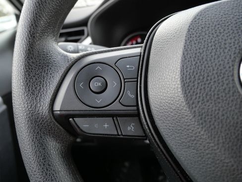 Certified 2025 Toyota RAV4 XLE image 28