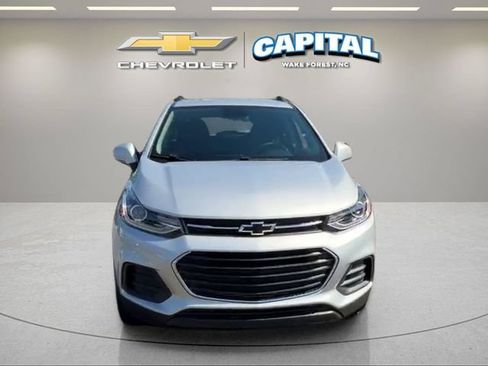 Used 2022 Chevrolet Trax LT w/ Sport Edition AWD/4WD image 8
