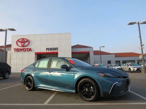 Certified 2026 Toyota Camry SE image 14