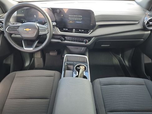 Used 2025 Chevrolet Equinox LT image 9