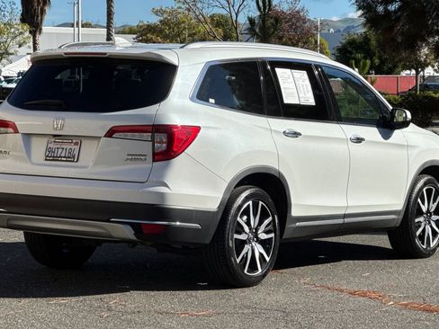 Used 2021 Honda Pilot Touring image 3