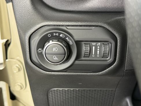 Used 2022 Jeep Gladiator Mojave w/ LED Lighting Group AWD/4WD image 22