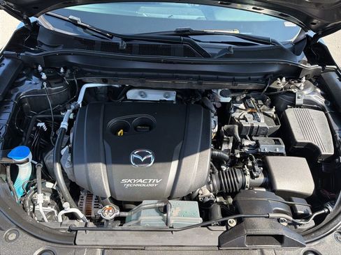 Used 2019 MAZDA CX-5 Touring FWD image 8