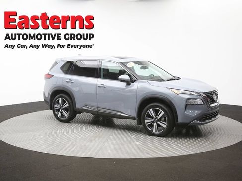 Used 2023 Nissan Rogue SL AWD/4WD image 48