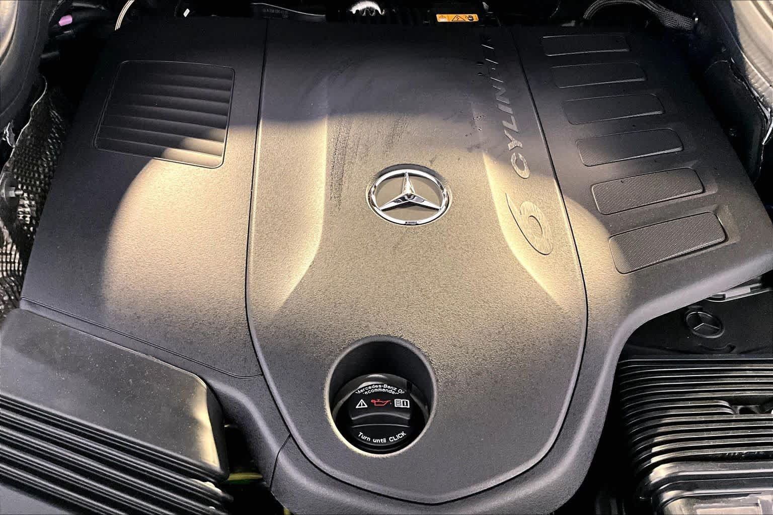 New 2026 Mercedes-Benz GLS 450 4MATIC image 15