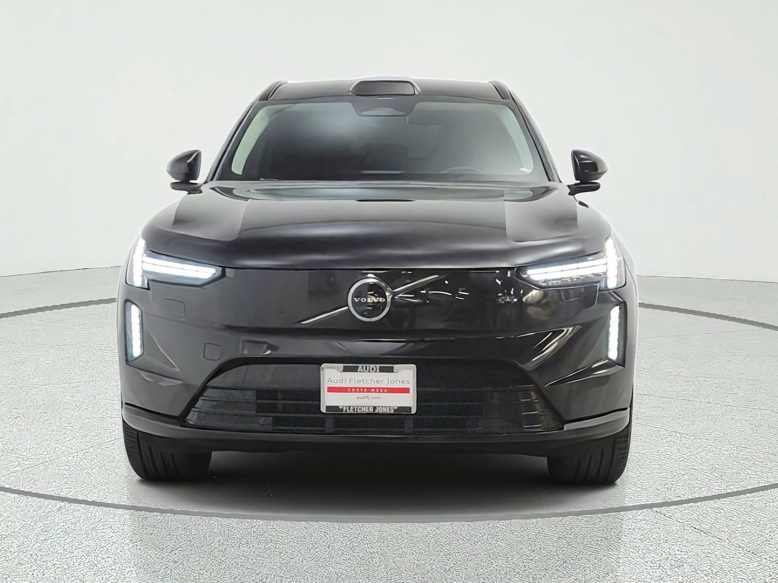 Used 2025 Volvo EX90 Ultra AWD/4WD image 2