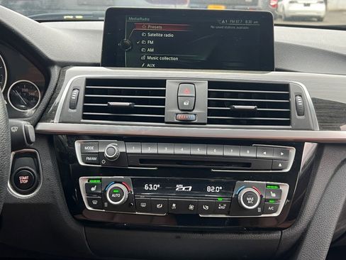 Used 2017 BMW 330e image 20