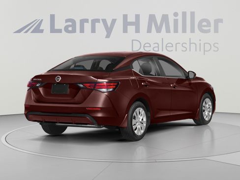 Used 2022 Nissan Sentra SV w/ All-Weather Package FWD image 2
