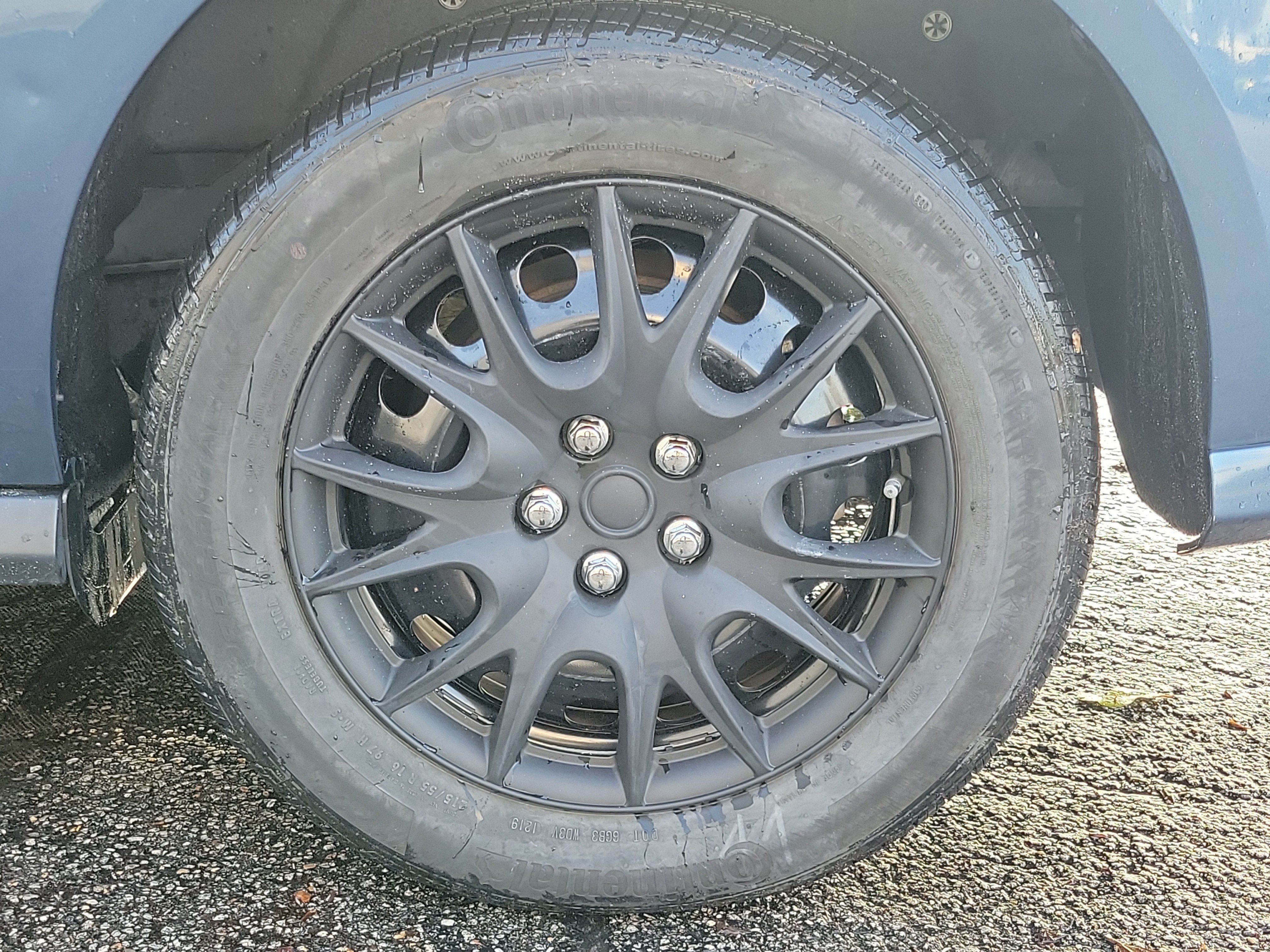 Used 2020 Ford Transit Connect XLT FWD image 2