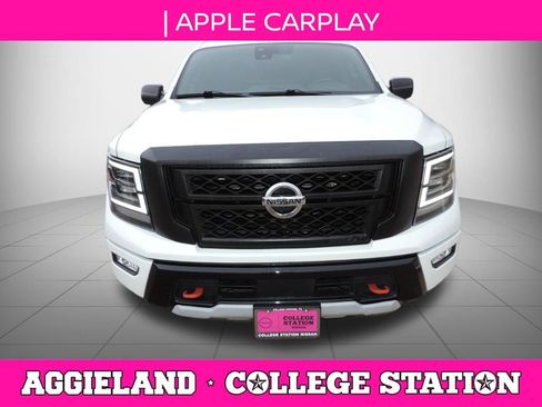 Used 2023 Nissan Titan PRO-4X AWD/4WD image 10